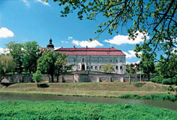 Krapkowice Castle